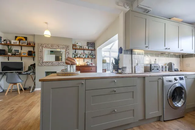 Priors Road, Cheltenham, GL52, photo 2