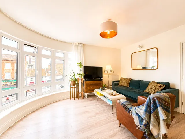 Burnt Ash Road, London, SE12, photo 1