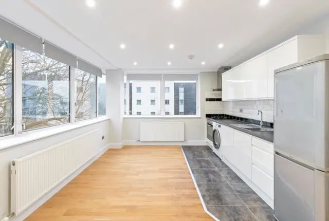London Road, Bracknell, RG12, photo 1