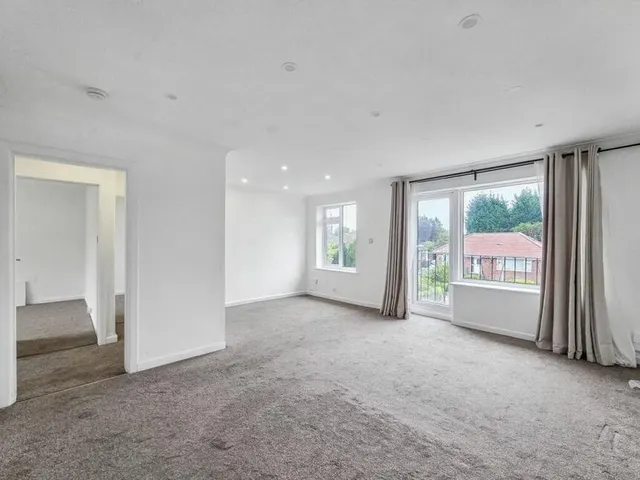 Photo 2 — Damery Court, Bramhall, Cheshire, SK7