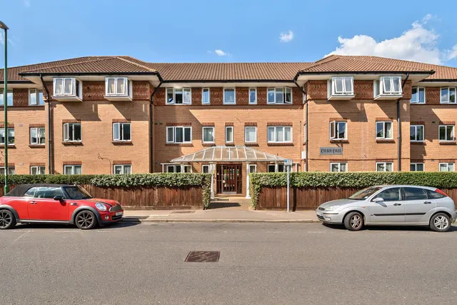 Church Road, Haywards Heath, RH16, photo 1