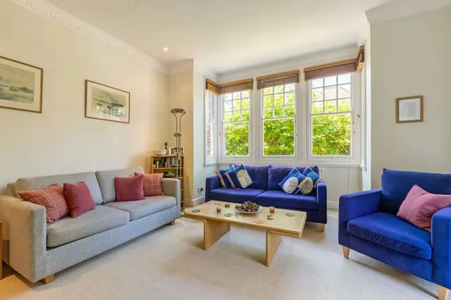 Photo 3 — Rodway Road, Putney, London, SW15 5DN