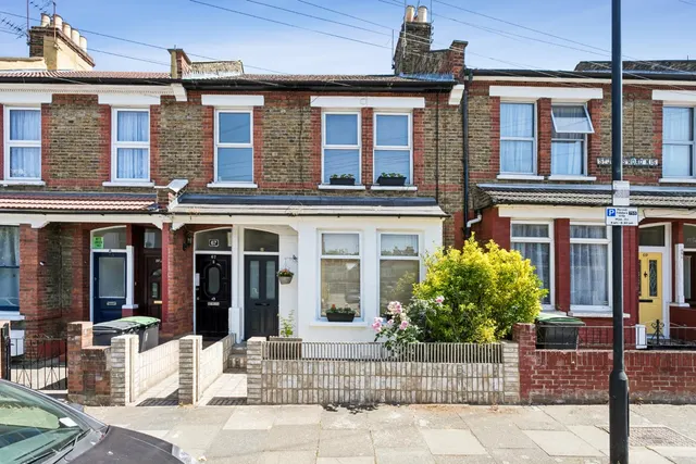 St. John's Road, London, N15, photo 3