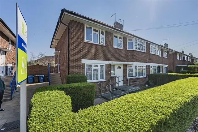 Westmead, Windsor, SL4 3NN, photo 1