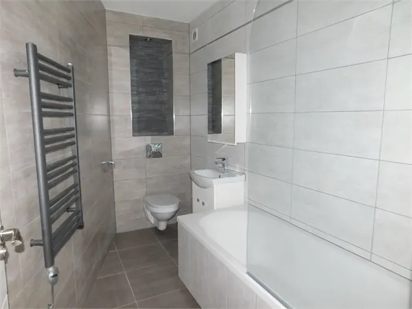 Photo 3 — Windmill Place, Southall, Greater London, UB2 4FS
