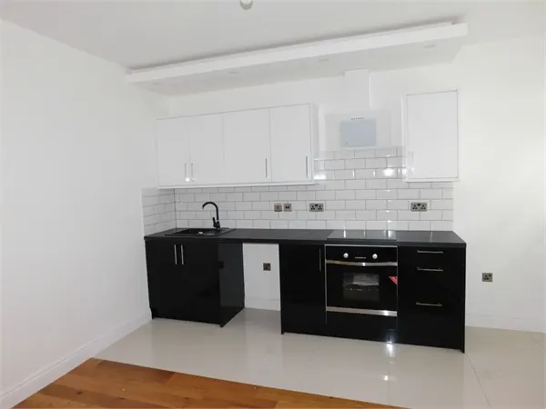 Windmill Place, Southall, Greater London, UB2 4FS, photo 1