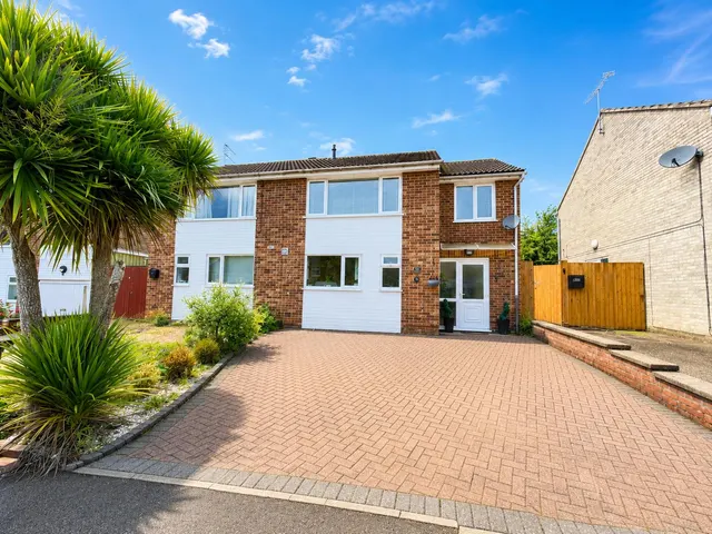 Nene Drive, Leicester, LE2, photo 1