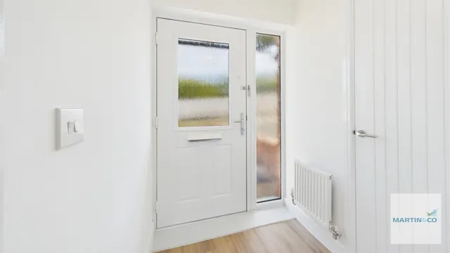 Watts Close, B75, photo 2