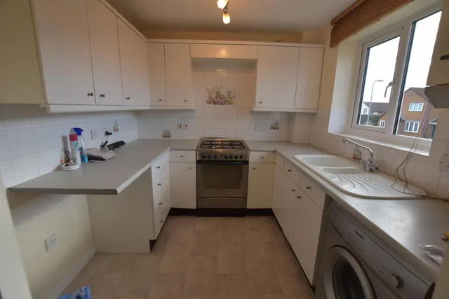Kingsland Road, Aston Lodge, ST15, photo 2