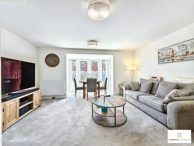 Blair Close, Norton, photo 1