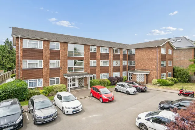Photo 3 — Arranmore Court Bushey Hall Road, Bushey, Bushey, WD23 2EW