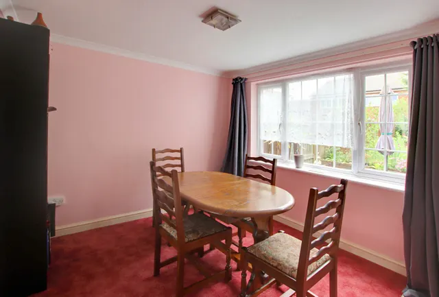 Photo 3 — Dunsfold Way, New Addington, Croydon, Croydon, CR0 0TL