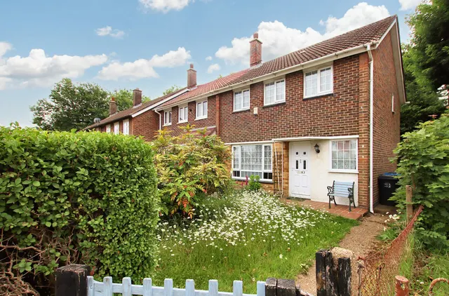Dunsfold Way, New Addington, Croydon, Croydon, CR0 0TL, photo 1