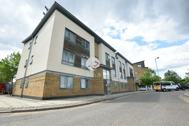 Ballantyne Drive, Colchester, CO2, photo 1