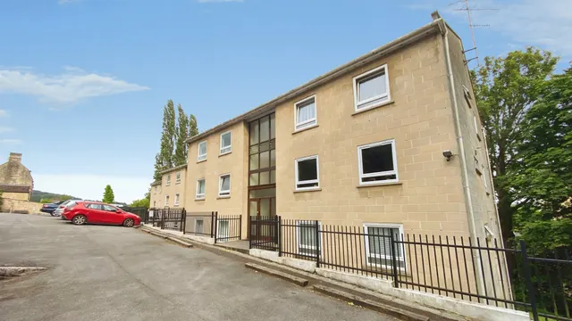 London Road West, Bath, photo 1