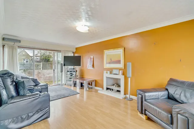 Oak Way, Croydon, CR0, photo 1