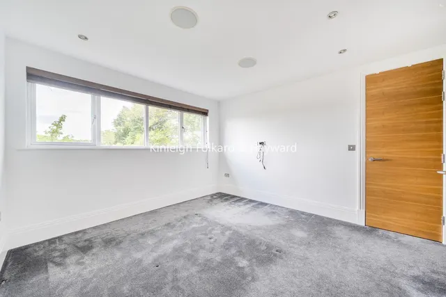 Photo 3 — Mays Hill Road, Bromley, Kent, BR2