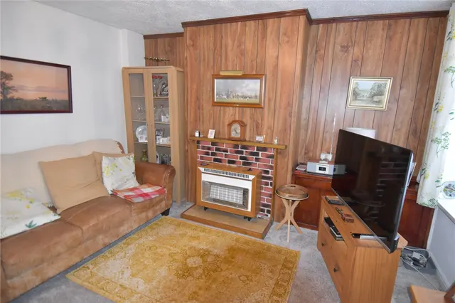 Photo 3 — Effingham Road, Billesley, Birmingham, B13 0DW