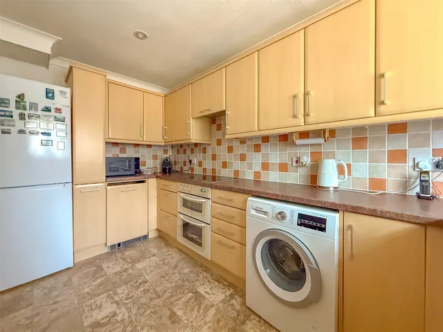 Photo 3 — Woodley Gardens, Lymington, Hampshire, SO41