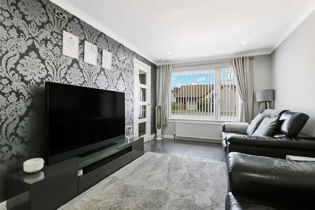 Photo 2 — Gavin Place, Livingston, West Lothian, EH54
