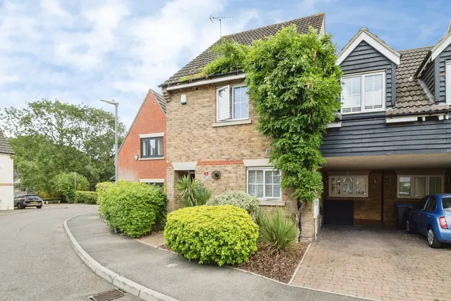 Retreat Way, Chigwell, Essex, IG7, photo 1