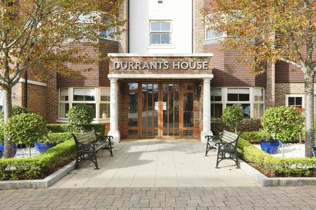 Durrants Drive, Faygate, HORSHAM, photo 1