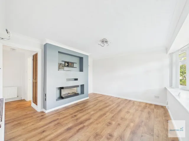 Radburn Court, Stapleford, NG9, photo 2