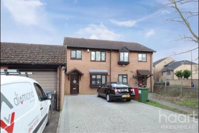Cippenham, SL1, photo 1