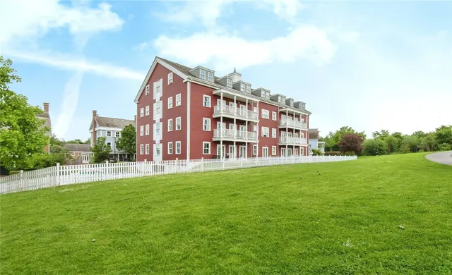 Lewiston Close, Worcester Park, KT4, photo 1