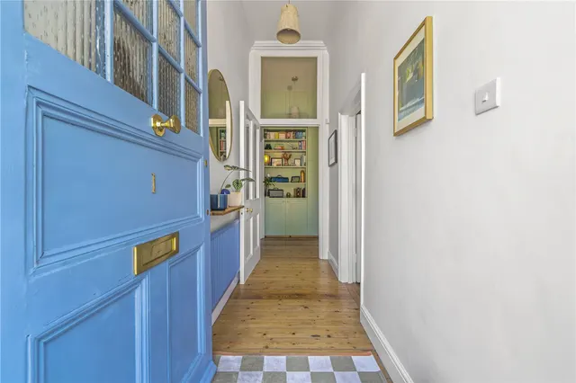 Photo 2 — Walpole Gardens, Twickenham, TW2 5SL
