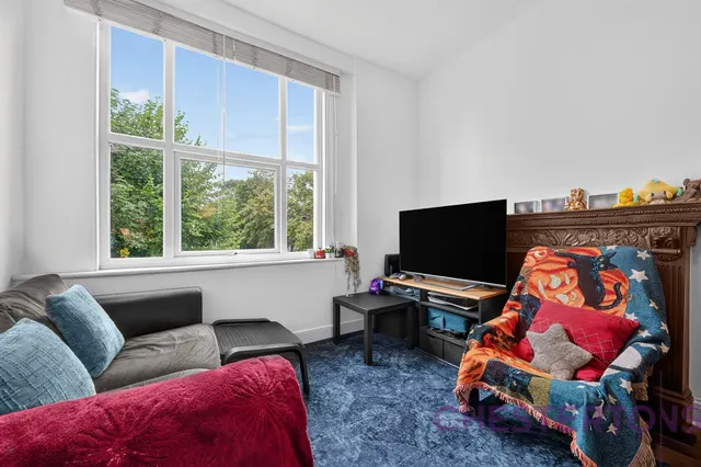 Burnt Ash Hill, Lee, SE12, photo 3