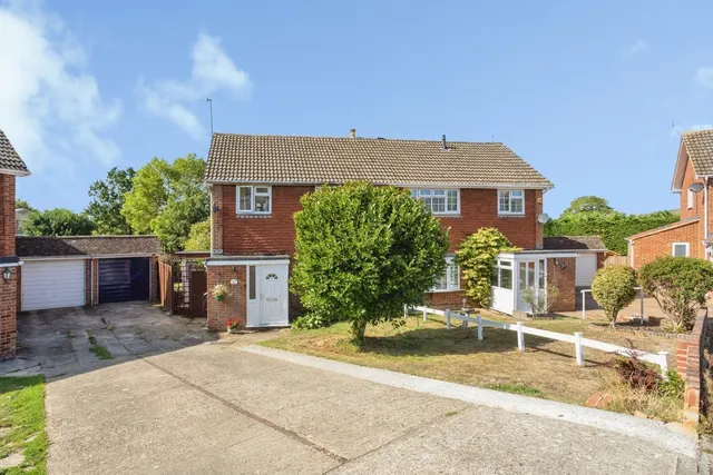 Whitelake Road, Tonbridge, TN10, photo 1