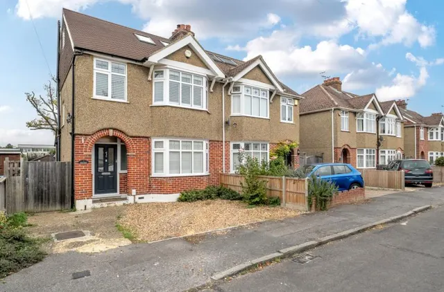 Haslemere Road, Windsor, SL4, photo 1