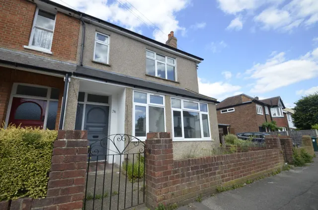 Clarendon Road, Ashford, photo 1