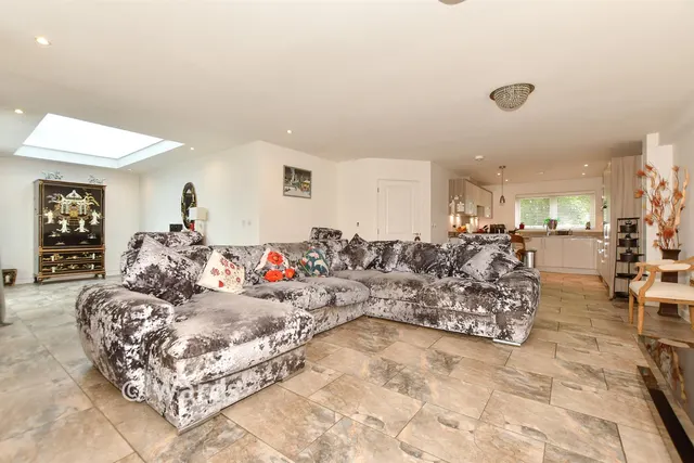 Melanie Close, Folkestone, CT19, photo 3