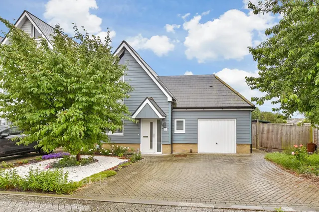 Melanie Close, Folkestone, CT19, photo 1