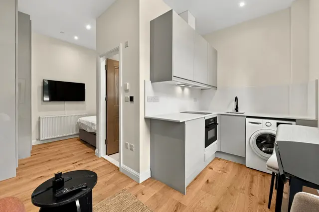 Titchborne Row, W2, photo 2