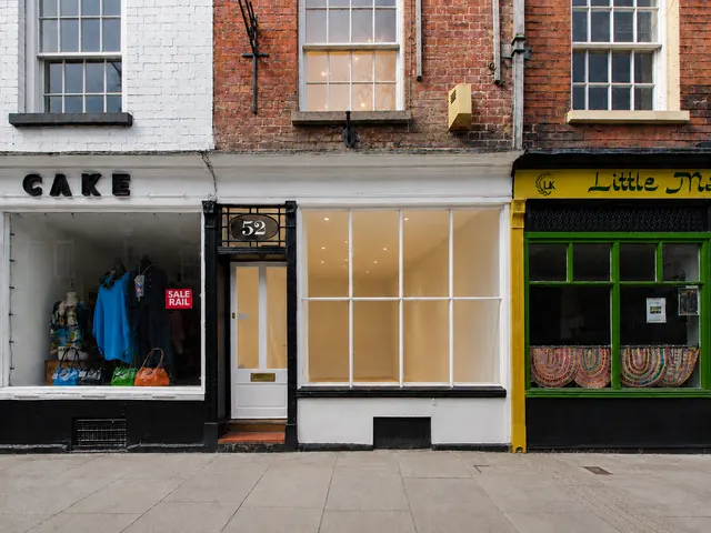 Photo 2 — Beauty Parlour, 52 Friar Street, Worcester, WR1 2NA