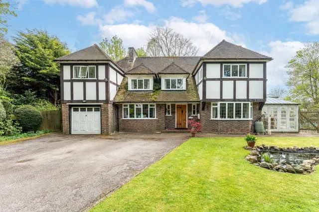 Firs Road, Kenley, CR8, photo 3