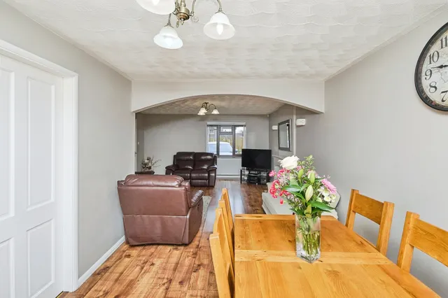 Photo 3 — Briset Close, Stenson Fields, Derby