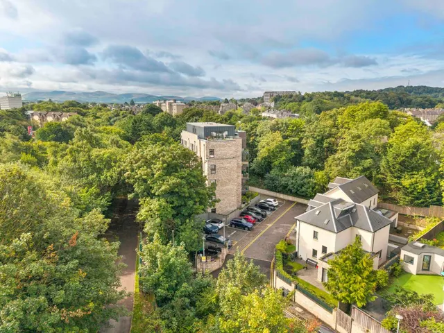 Groathill Road South, Craigleith, Edinburgh, Midlothian, EH4 2LS, photo 1