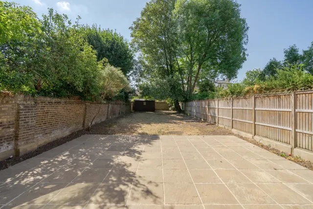 Photo 3 — The Grove, Ealing, W5