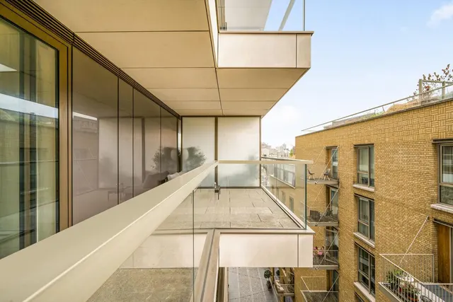 Duchess Walk, London, SE1, photo 2