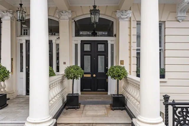 Queen's Gate Terrace, London, SW7, photo 2
