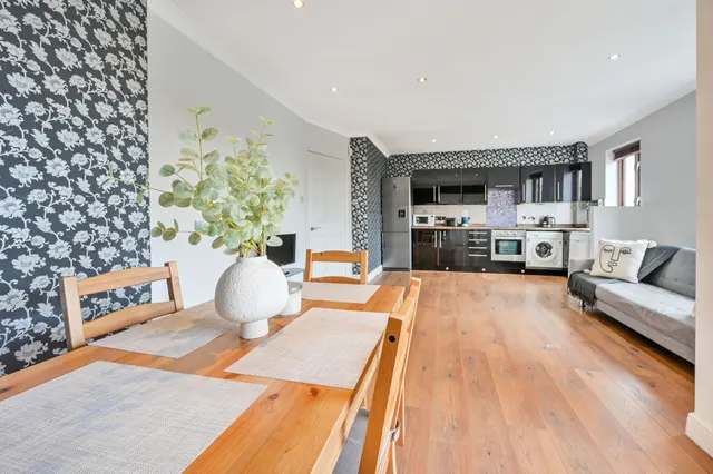 Kingston upon Thames, KT1, photo 3