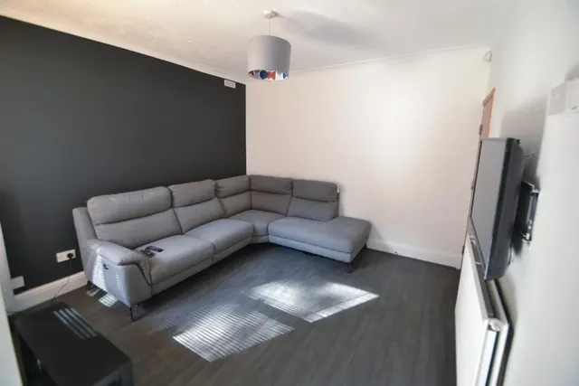 Balfour Road, Lenton, NG7, photo 2