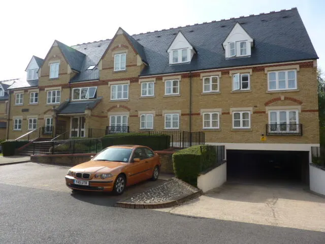 Watford, WD24, photo 1