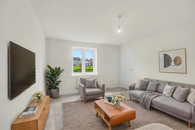 Coventry Lane, Bramcote, NG9, photo 3