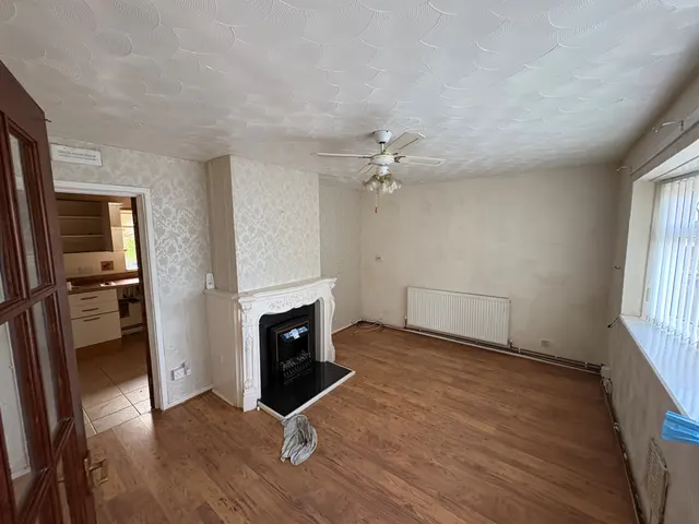 Lon Camlad Swansea, SA6, photo 2