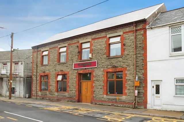Elderbush Inn, Maesteg, CF34, photo 1